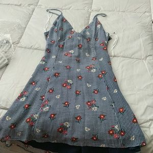 Lulu's NWT tie back dress